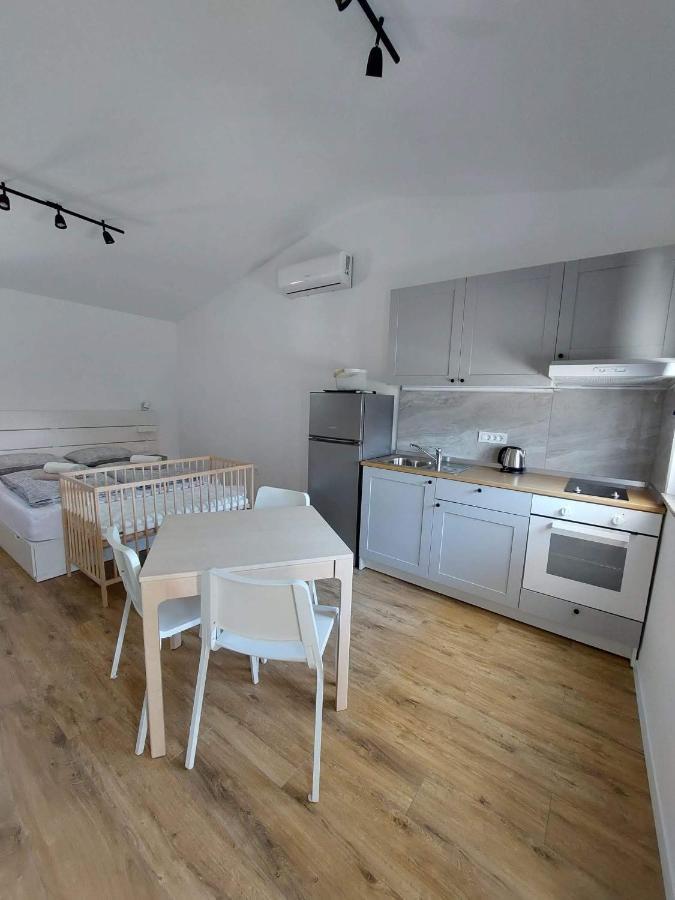 Ferienwohnung Climber Starigrad Paklenica Exterior foto