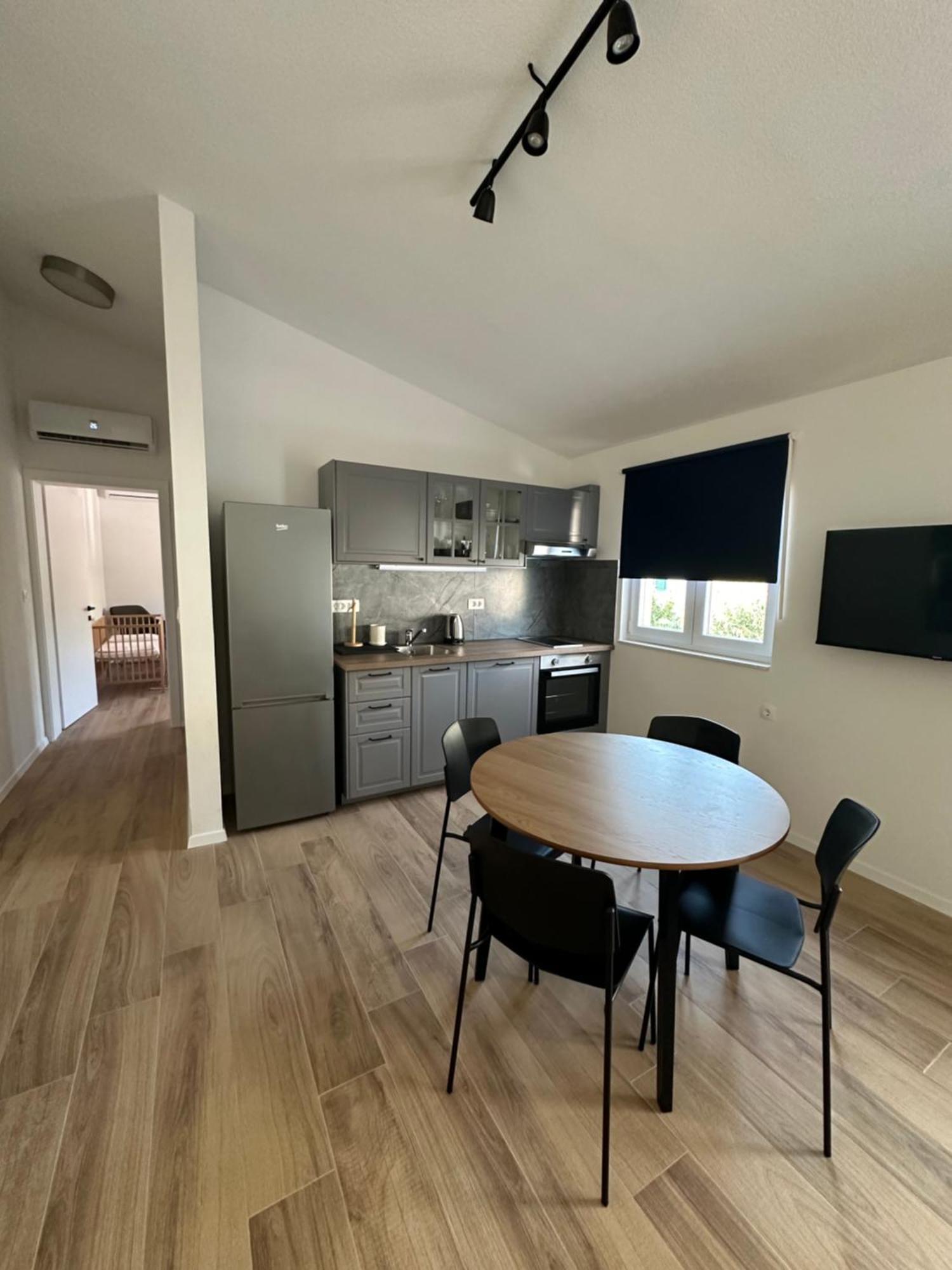 Ferienwohnung Climber Starigrad Paklenica Exterior foto
